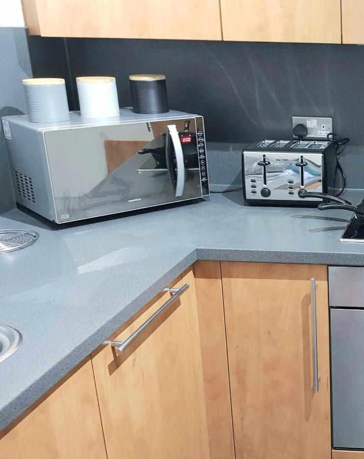 City Centre 1 Bed Apartment With Free On Site Parking With Cctv By Lets Relocations Бирмингем Экстерьер фото