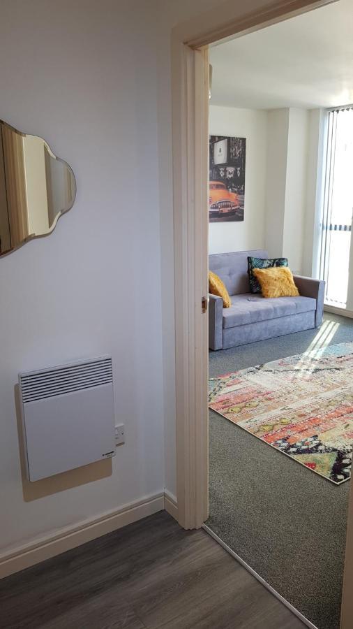 City Centre 1 Bed Apartment With Free On Site Parking With Cctv By Lets Relocations Бирмингем Экстерьер фото